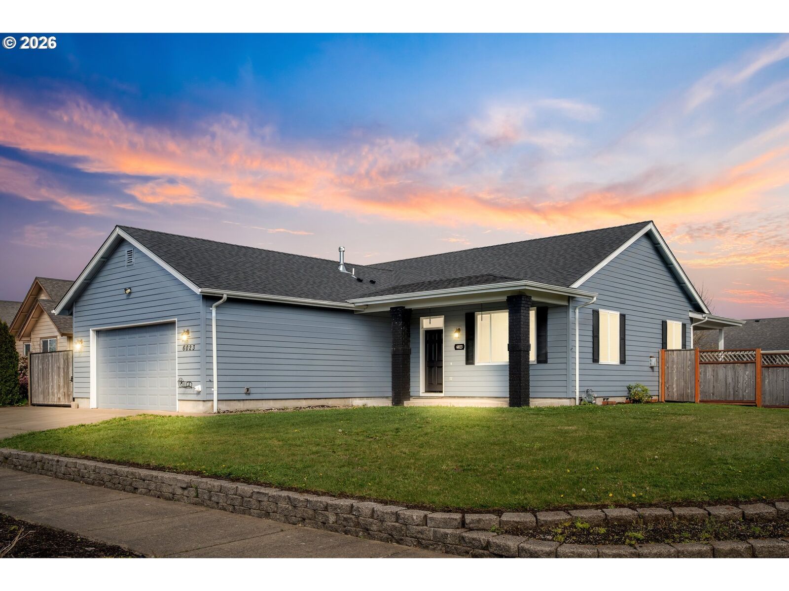 Property Photo:  6023 Mondavi Ln  OR 97402 