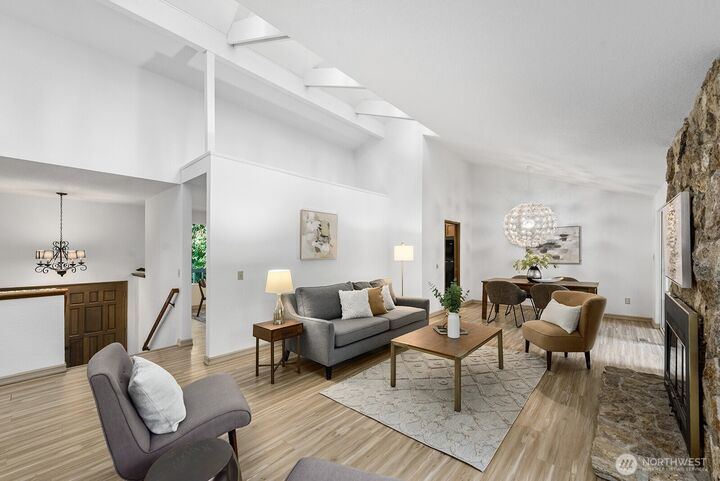 Property Photo:  2014  193rd Avenue SE  WA 98075 