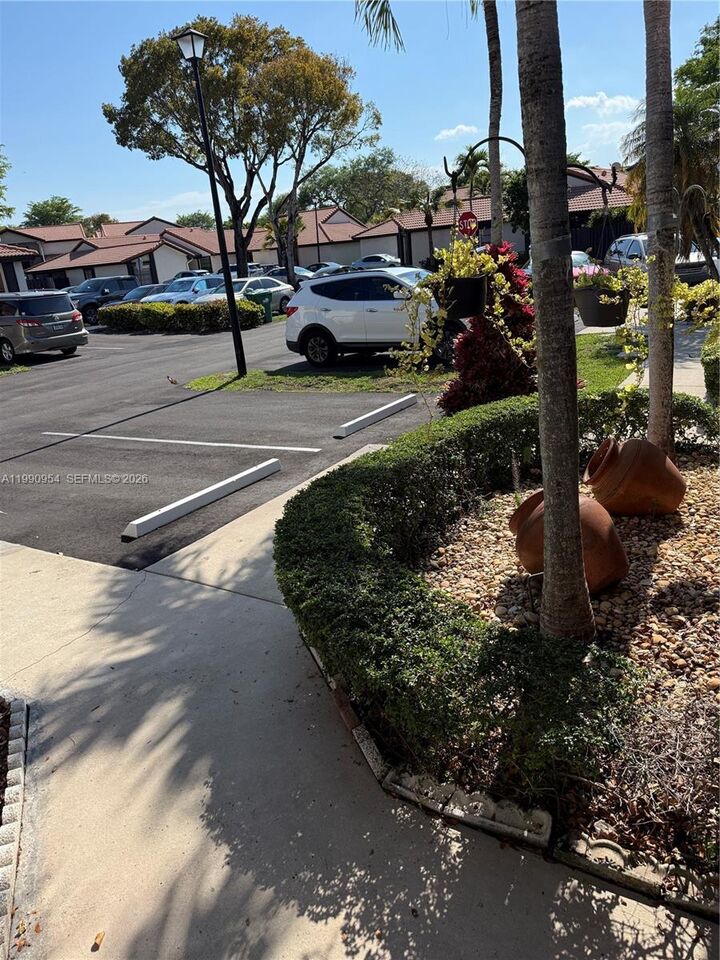 Property Photo:  4825 SW 149th Ct 18B  FL 33185 