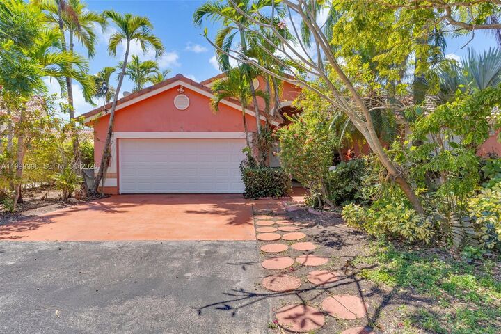 Property Photo:  15012 SW 45th Ln  FL 33185 