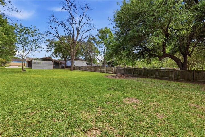 Property Photo:  6309 32nd Street  TX 77619 