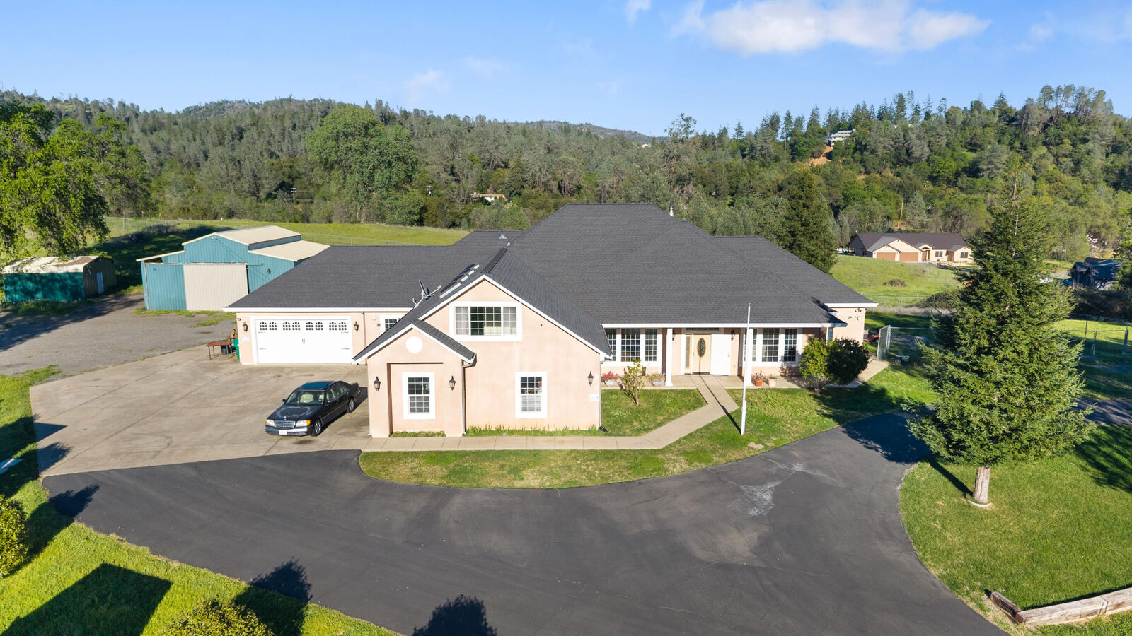 Property Photo:  14440 Sea Biscuit Court  CA 96003 