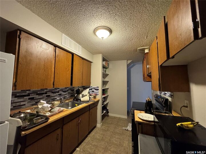 Property Photo: 4158 Castle Road SK S4S 6A4