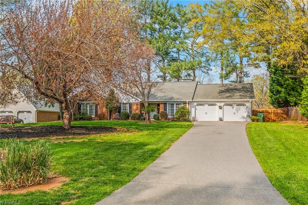 Property Photo: 1053 Windwood Drive NC 27284