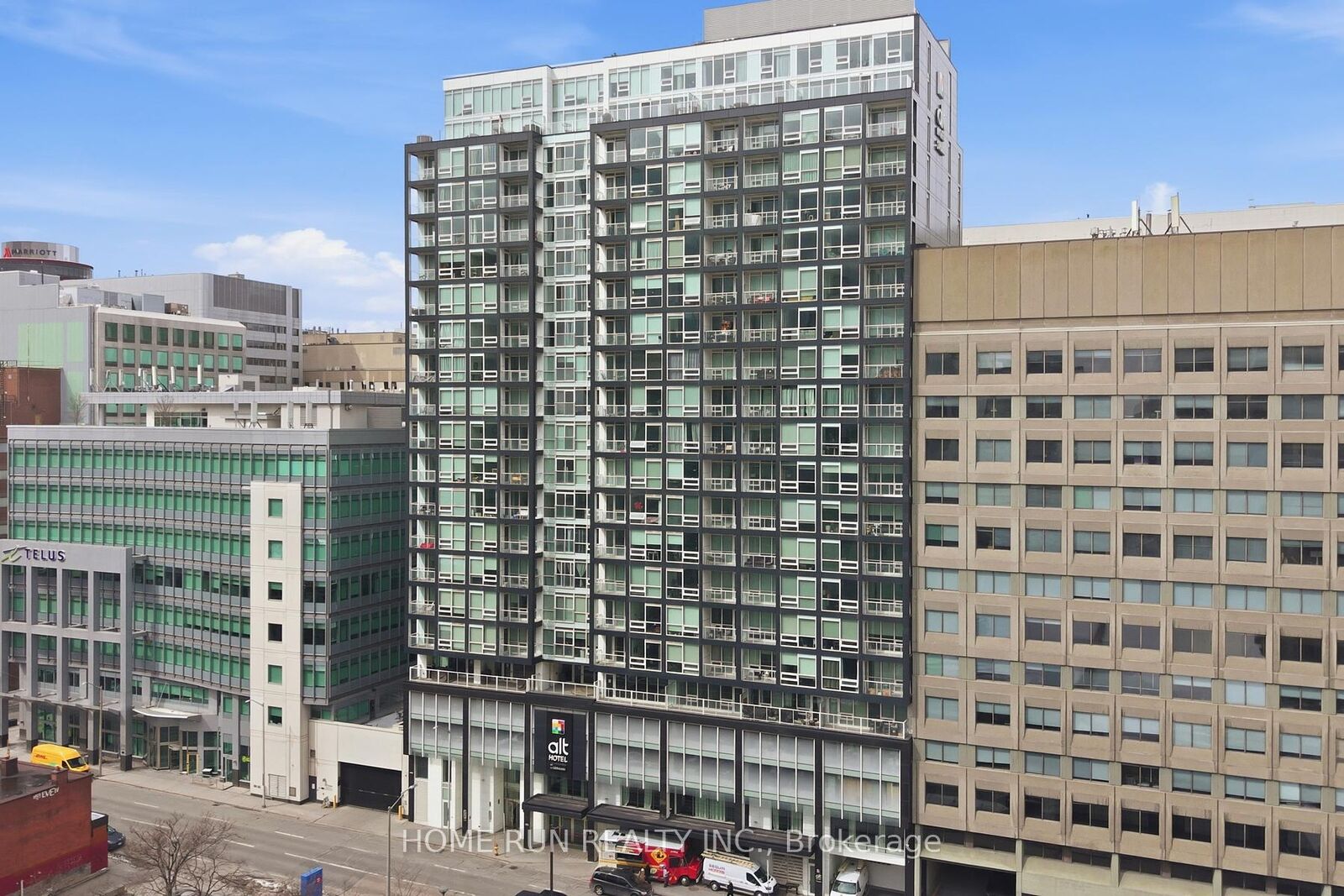 Property Photo: 199 Slater Street 1007 ON K1P 0C8