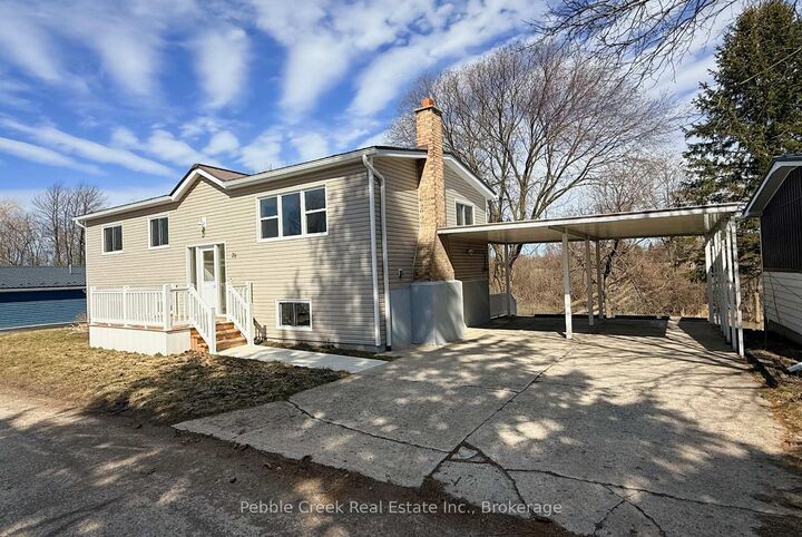 Property Photo: 26 Watergate Drive ON N7A 3Y3