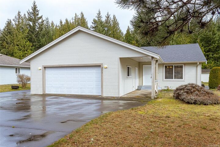 Property Photo: 3043 Raymur Pl BC V9K 2N9