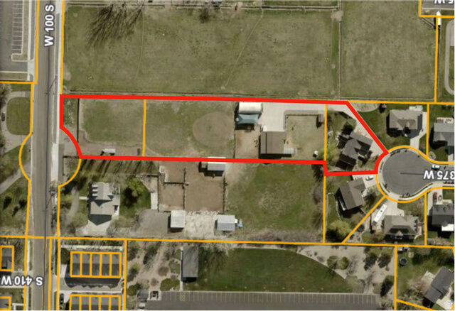 Property Photo:  202 S 375 W 10  UT 84332 