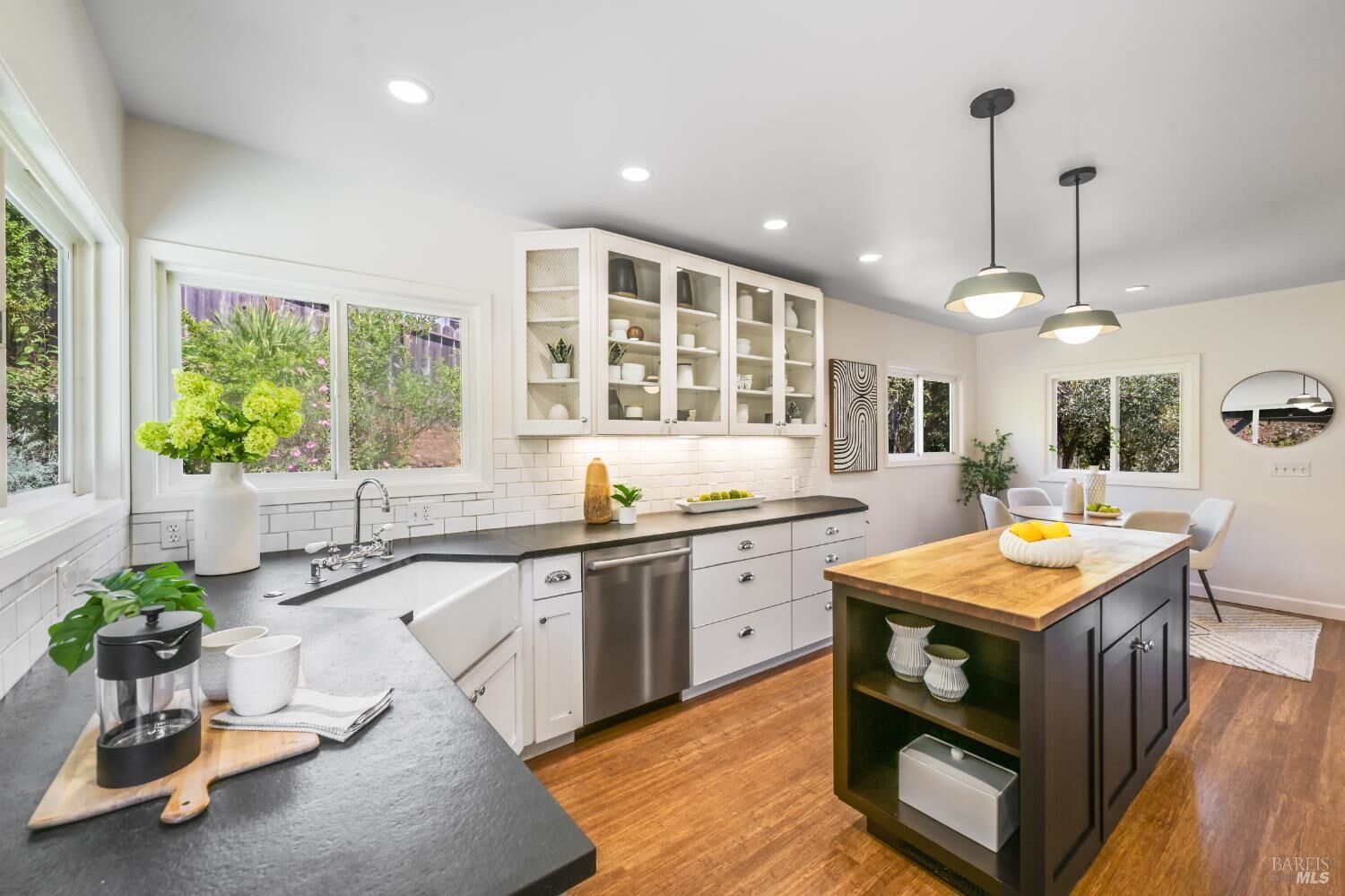 Property Photo:  115 Myrtle Avenue  CA 94901 