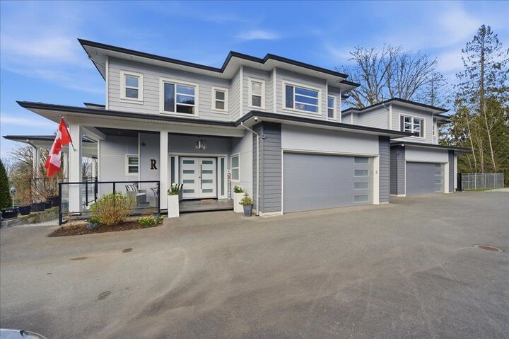 Property Photo: 25507 Bosonworth Avenue BC V4R 1L4