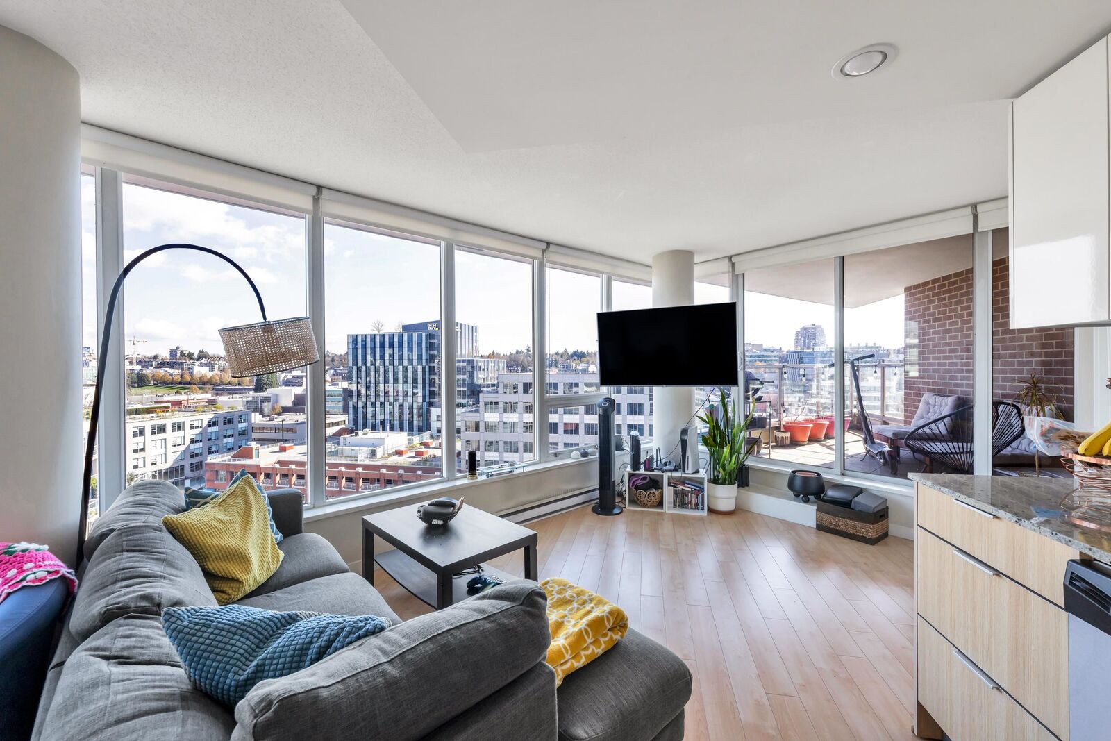Property Photo: 445 W 2nd Avenue 1209 BC V5Y 0E8