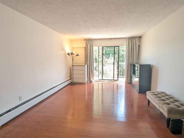 Property Photo: 7428 19th Avenue 308 BC V3N 1E1