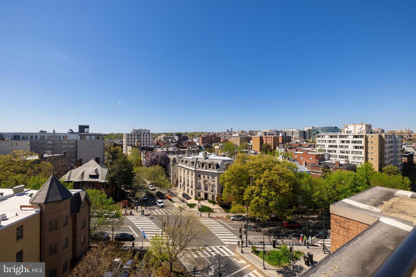 Property Photo:  1545 18th Street NW 303  DC 20036 