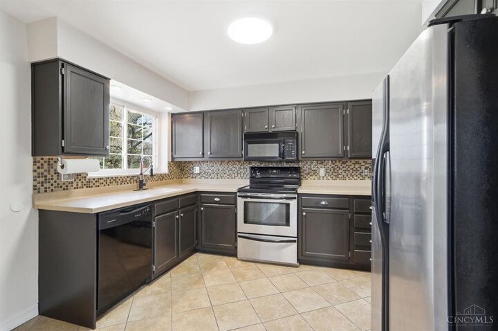 Property Photo:  5188 Orangelawn Drive  OH 45238 