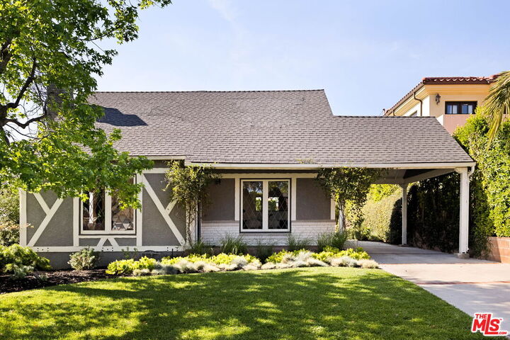 Property Photo:  1529 Raymond Ave  CA 91201 