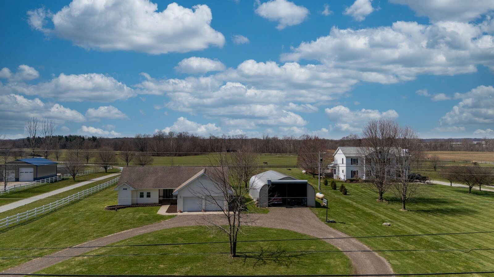 Property Photo:  1687 Lake Drive Road  OH 43056 