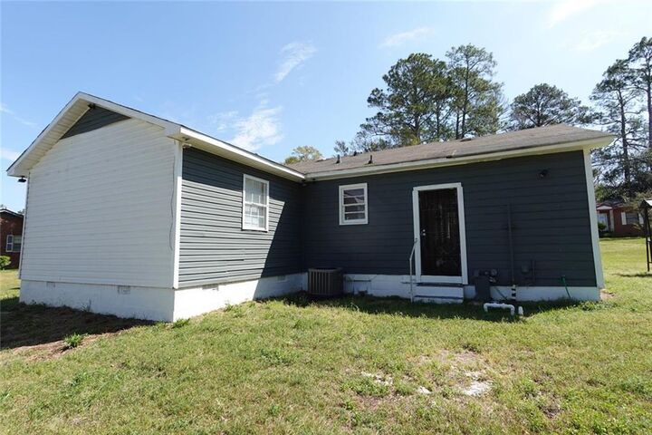 Property Photo:  2334 Donald Avenue  GA 31217 
