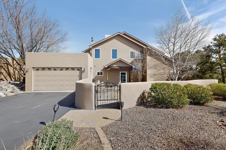 Property Photo: 9 White Stallion Court NM 87015