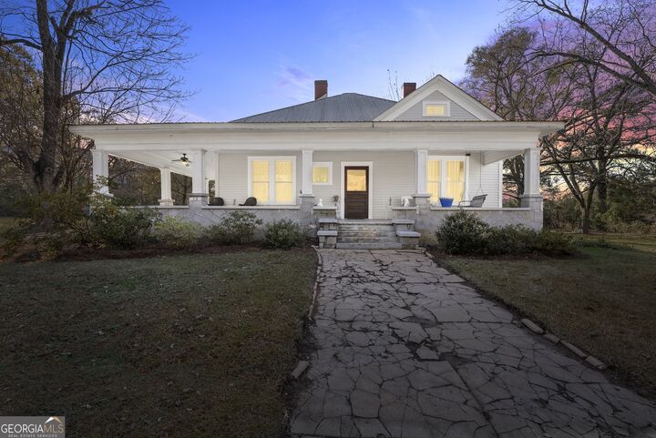 Property Photo: 670 Railroad Avenue GA 30627