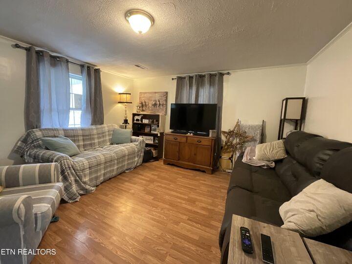 Property Photo: 409 First St TN 37763