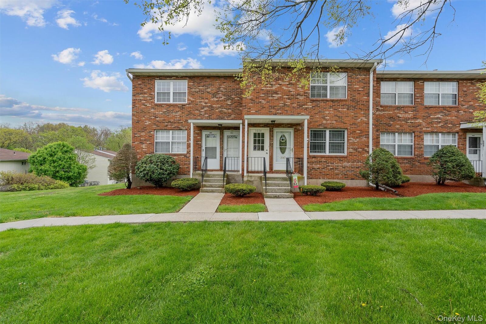 Property Photo:  276 Temple Hill Road 1602  NY 12553 