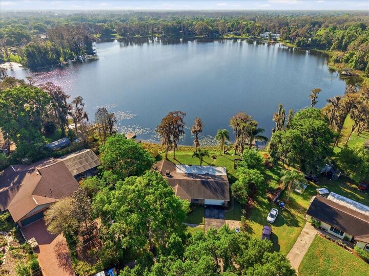 Property Photo:  700 Druid Way  FL 33548 