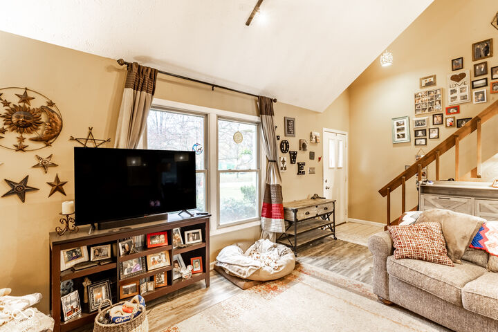 Property Photo:  462 San Carlos Drive  IN 46142 