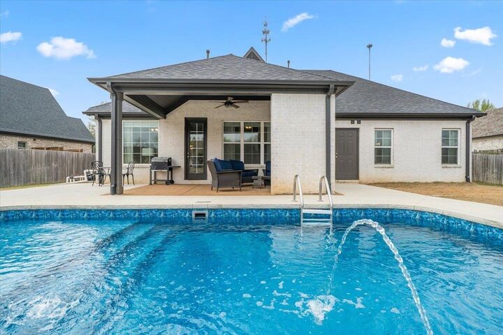 Property Photo: 80 Laurel Glen Dr TN 38060