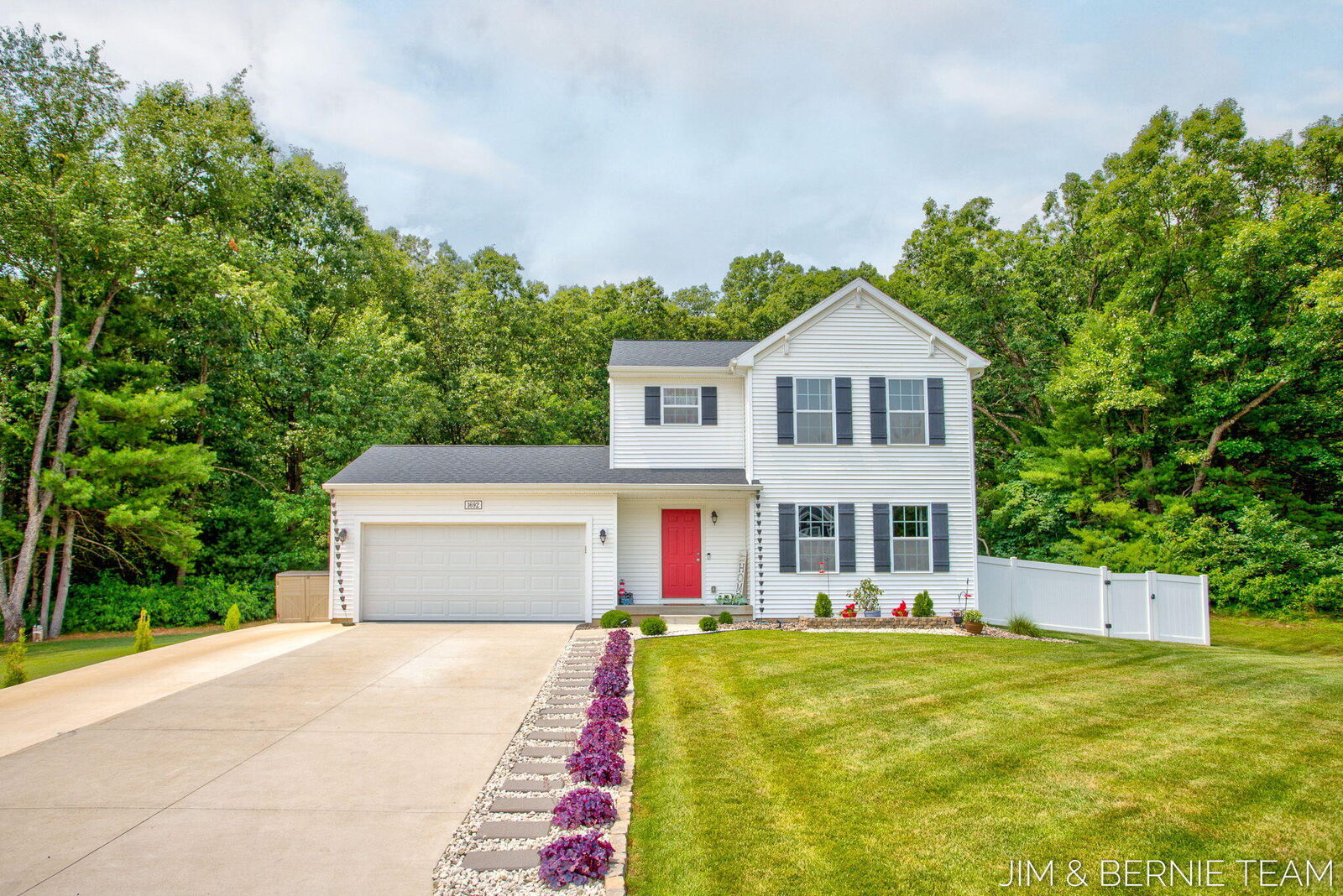 Property Photo:  1692 Ryan Woods Court  MI 49010 