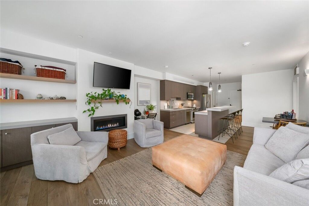 Property Photo: 1130 Broad Street 1 CA 93401