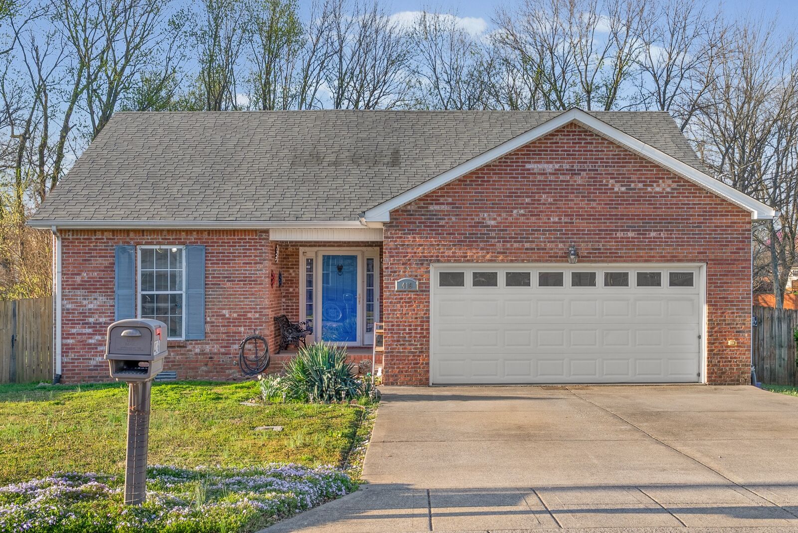 Property Photo:  416 Faulkner Dr  TN 37042 