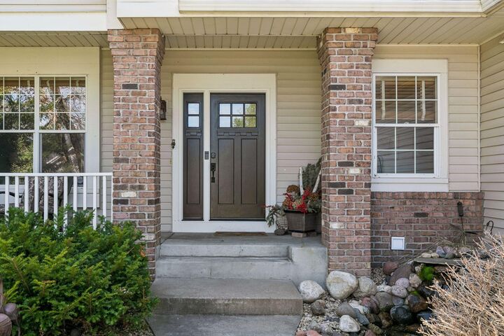 Property Photo:  758 Heron Avenue N  MN 55128 