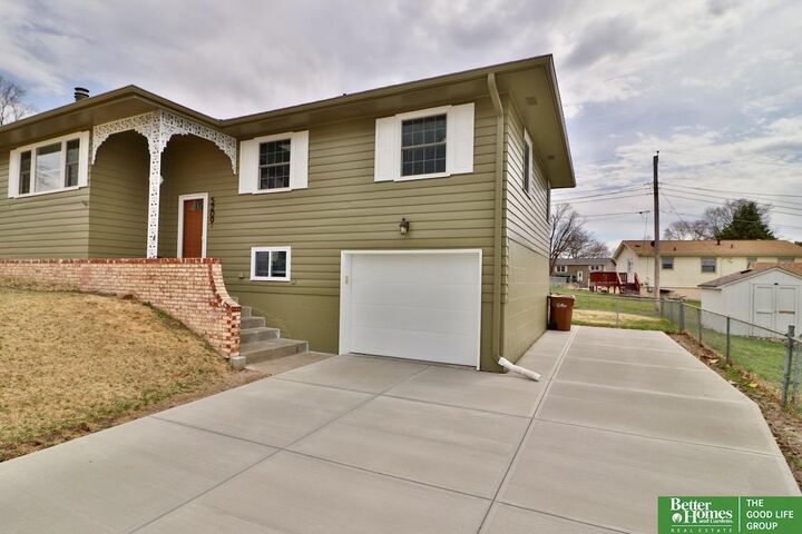 Property Photo:  5209 Emiline Street  NE 68157 