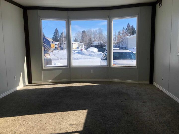Property Photo:  9908 105 Street  AB T0H 1Z0 