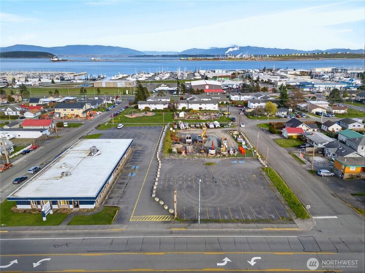 Property Photo: 2821 Commercial Avenue WA 98221