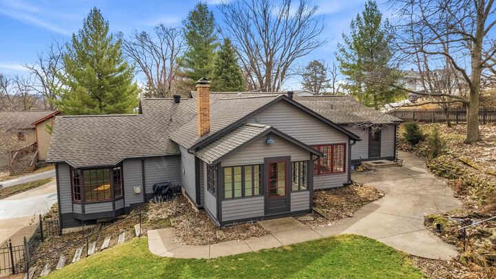 Property Photo:  619 S Dodge Street  IL 61036 