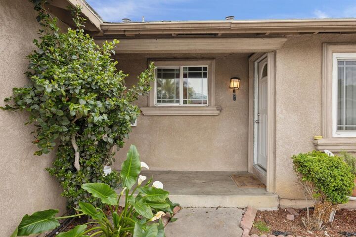 Property Photo:  1511 Chabot Way  CA 95122 