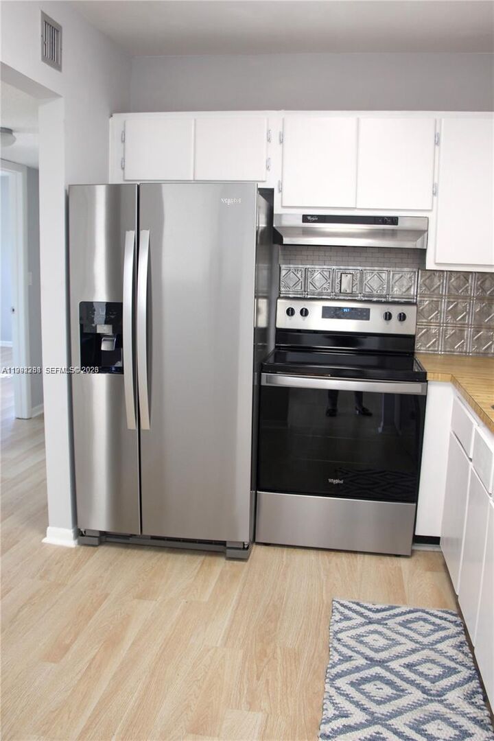 Property Photo:  9015 SW 138th St 30-2  FL 33176 