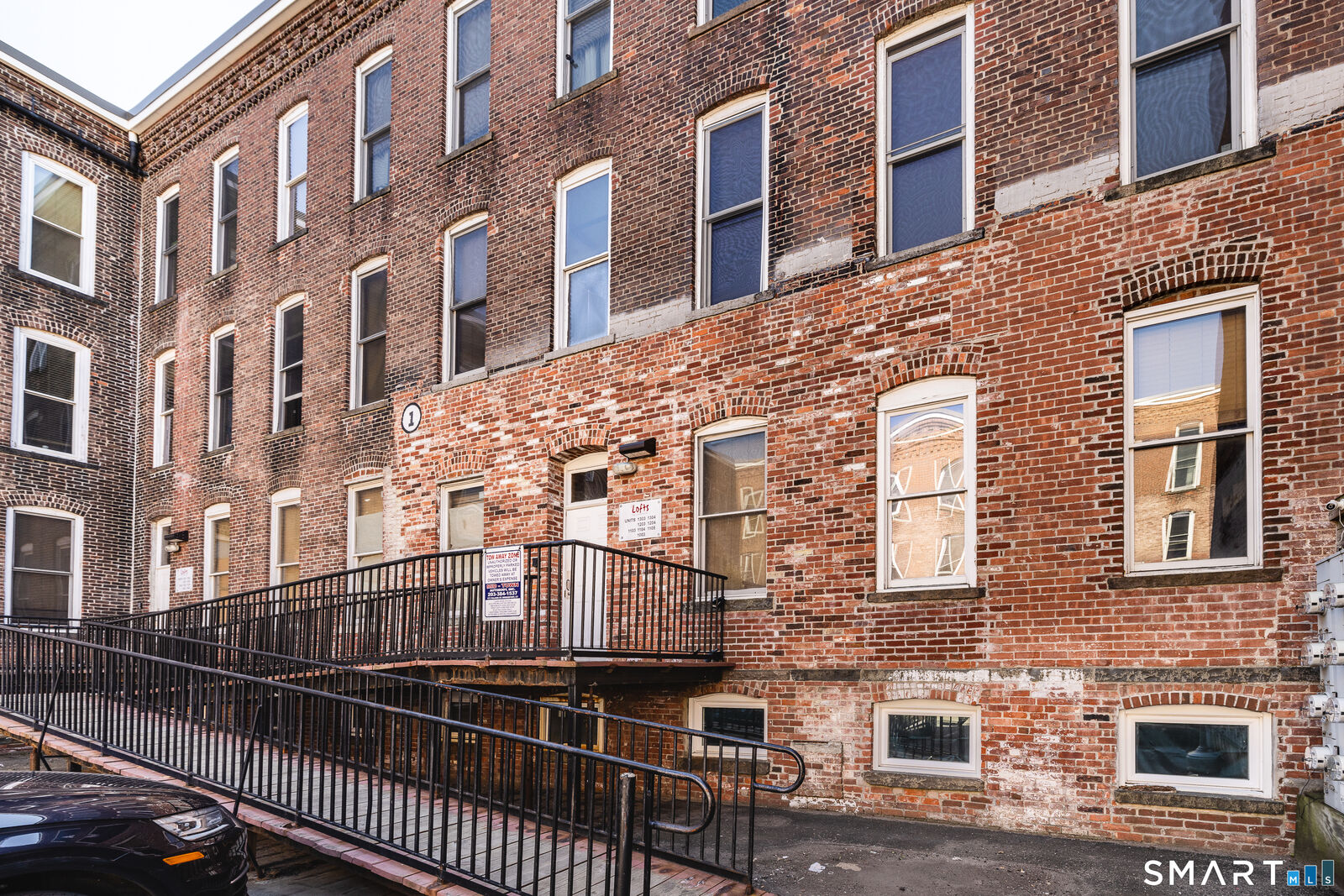 Property Photo: 325 Lafayette Street 1104 CT 06605