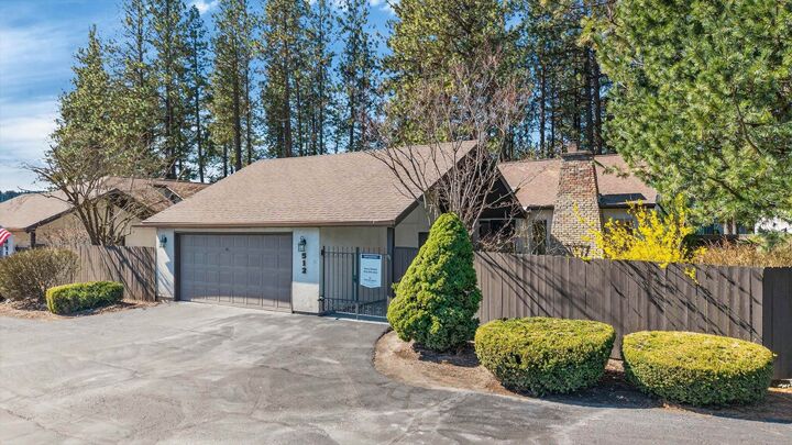 Property Photo:  512 W Hastings Rd  WA 99218 