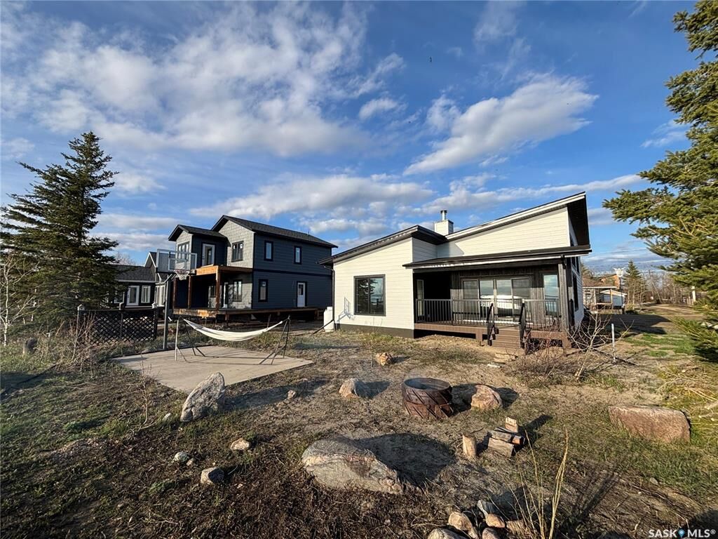 Property Photo:  1119 Birchwood Avenue  SK S0A 0L0 