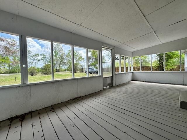 Property Photo:  16437 NW County Road 12  FL 32321 