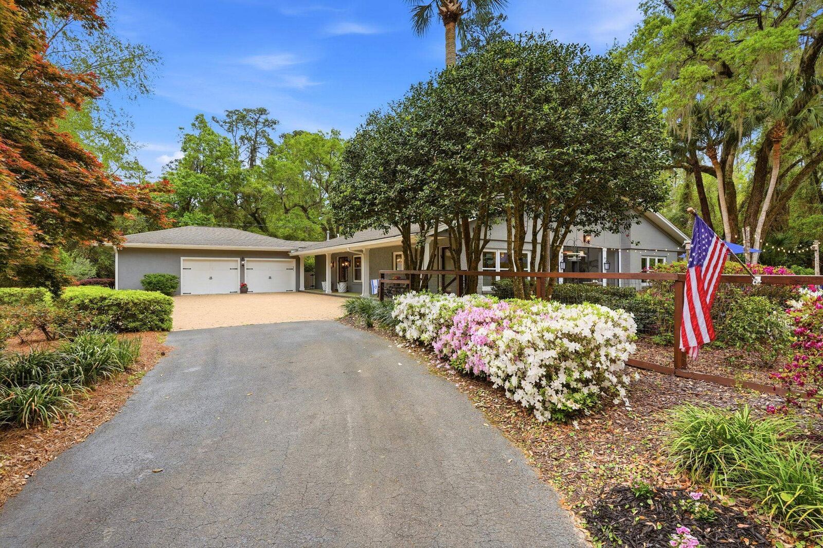 Property Photo:  3409 Lakeshore Drive  FL 32312 