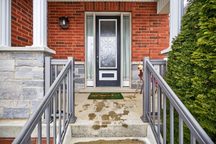 Property Photo:  22 Morrison Avenue  ON L9R 0H4 