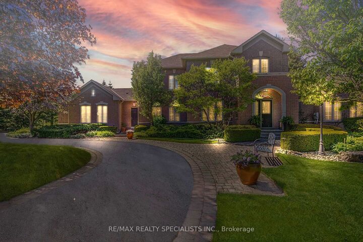 11 Bridlewood Boulevard — photo 1