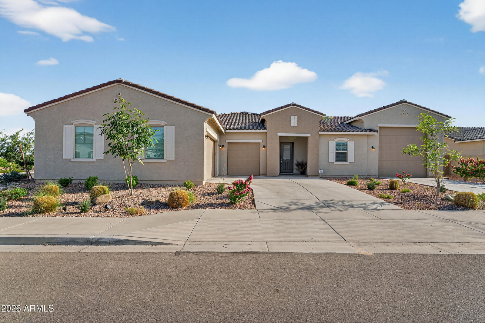 Property Photo:  18209 W Colter Street  AZ 85340 