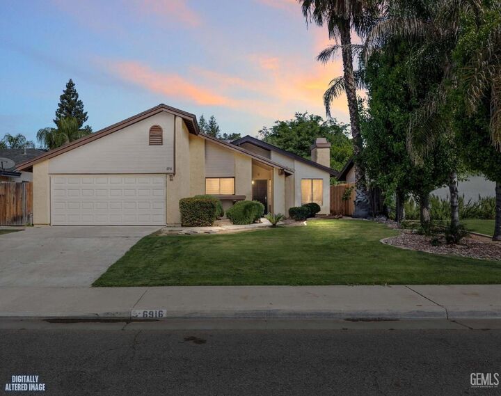 Property Photo: 6916 Natchitoches Way CA 93309