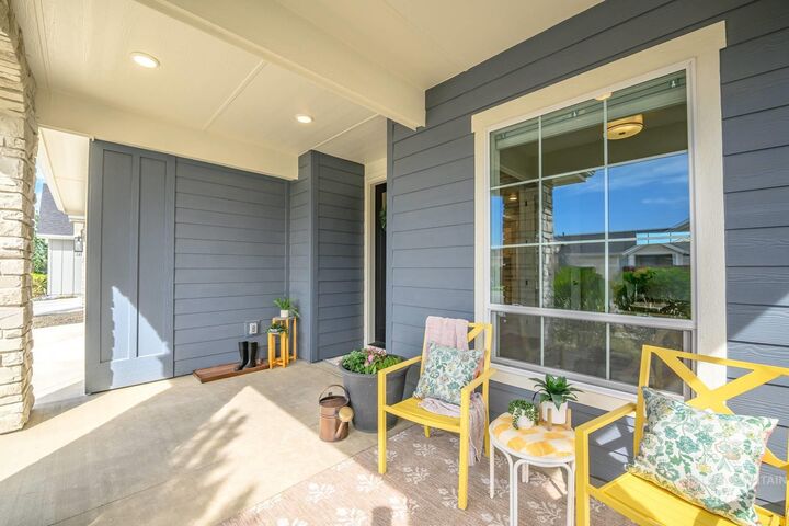 Property Photo:  6512 N Oakstone Ave  ID 83646 