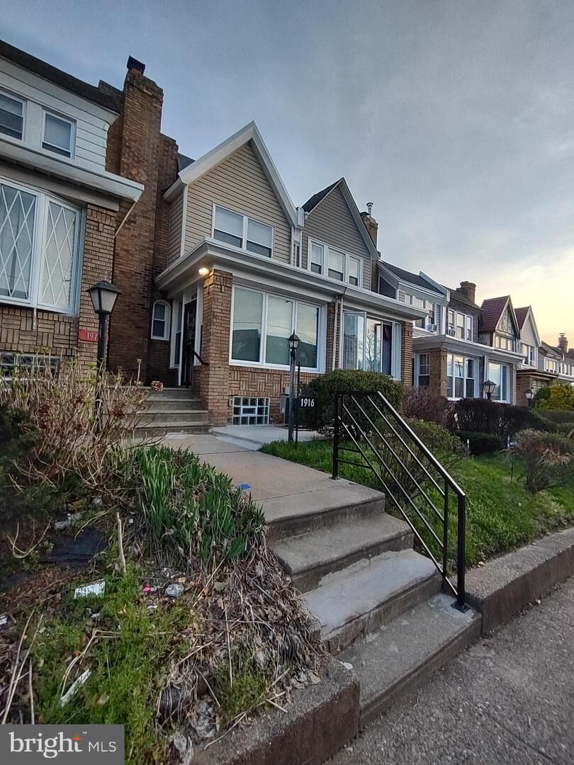 Property Photo: 1916 W Nedro Avenue PA 19141