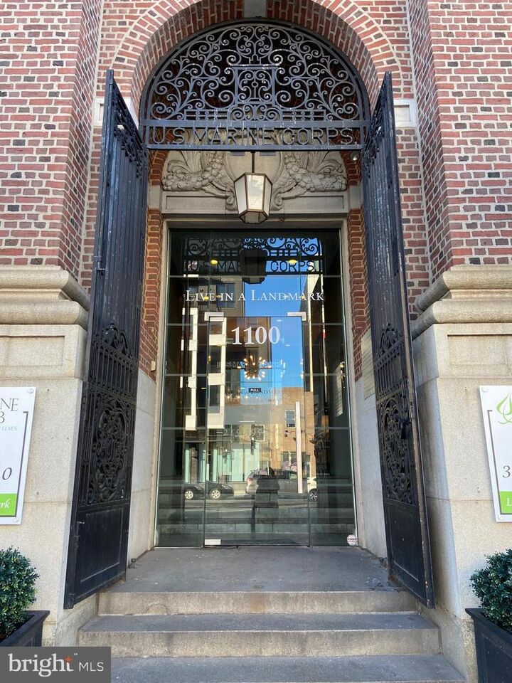 Property Photo:  1100 S Broad Street 309B  PA 19146 